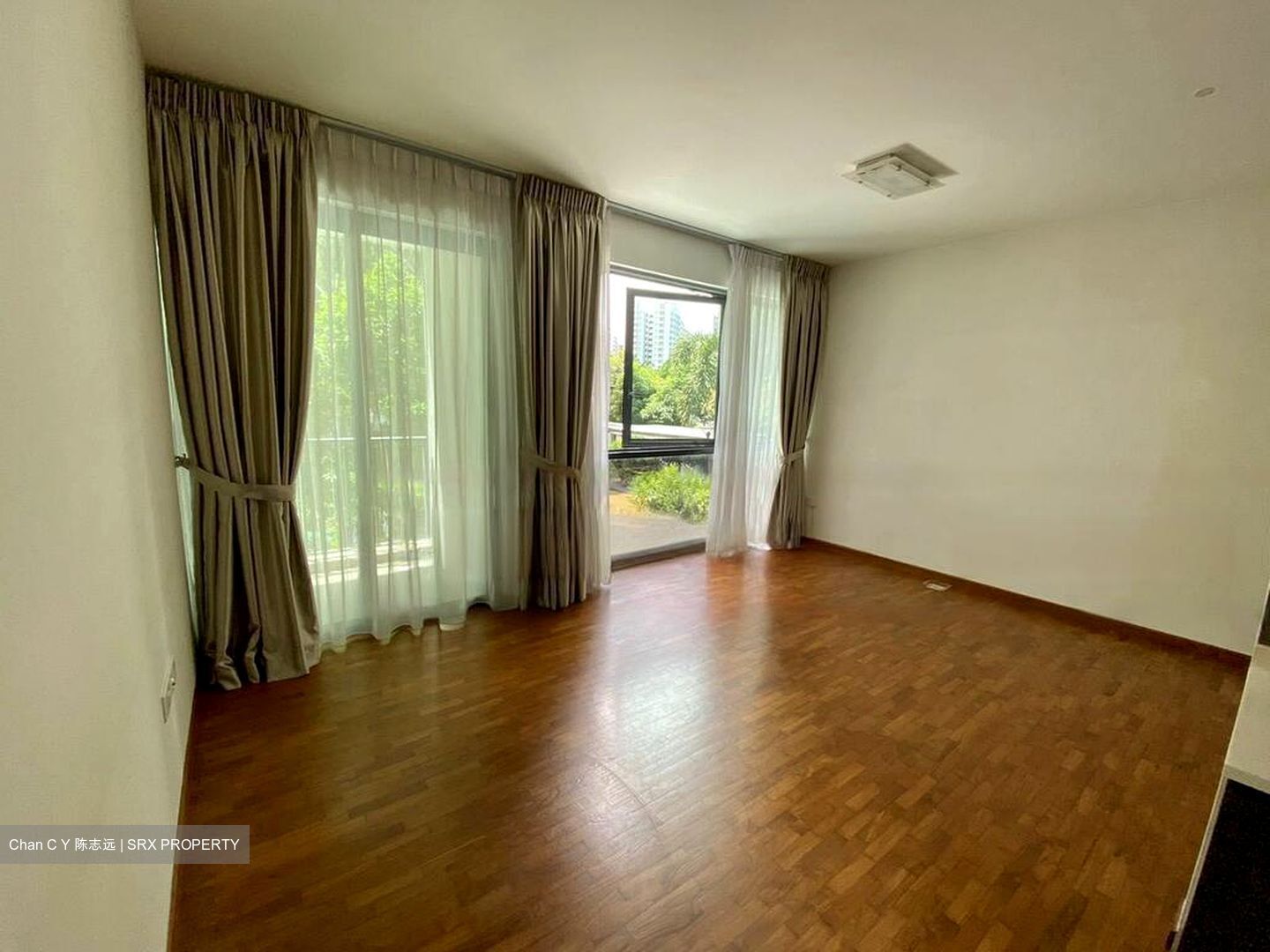 Esparina Residences (D19), Condominium #458790221
